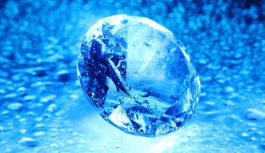 Cristalele Swarovski: Splendoarea Luminii Capturate în Sticlă