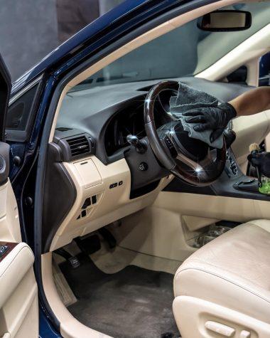 De ce mașinile cu un interior curat costă mai mult?