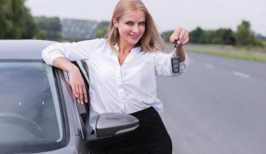 Ce se întâmplă dacă returnez mașina cu întârziere